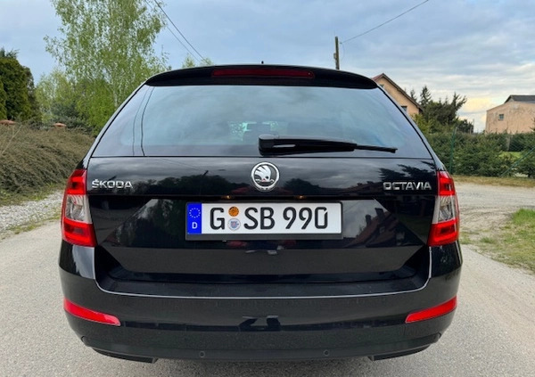 Skoda Octavia cena 35600 przebieg: 266874, rok produkcji 2013 z Śrem małe 352